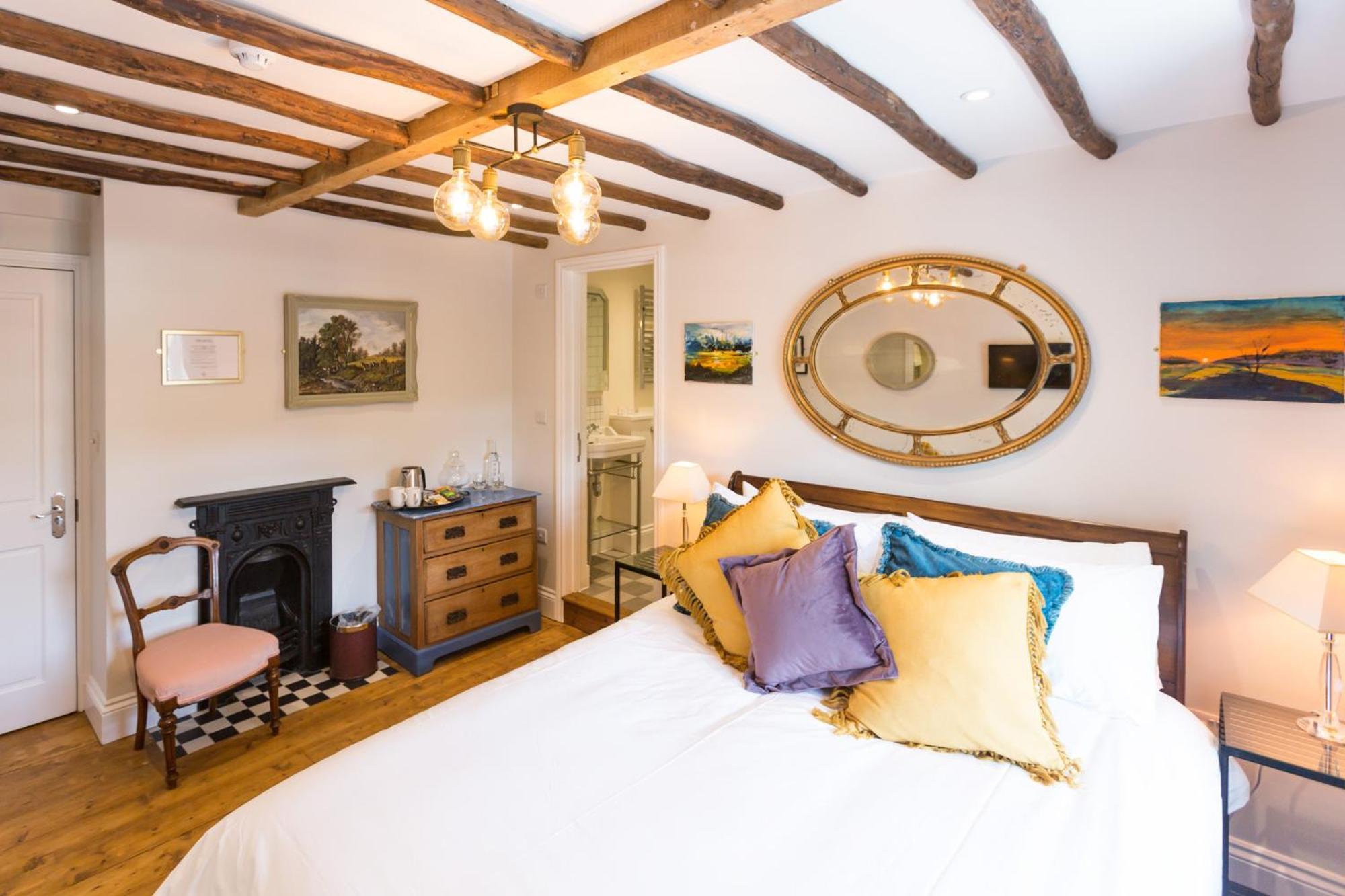 The Dog & Gun Inn Netheravon Quarto foto